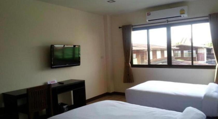 Ponburi Hotel Nan Exterior photo